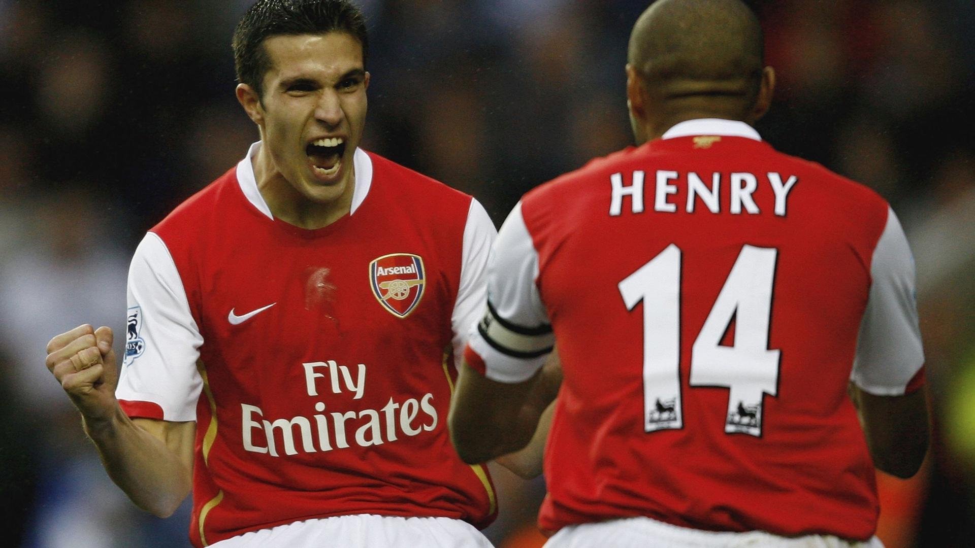 德甲争冠激战：节奏快、技巧高，场面火热，德甲打法